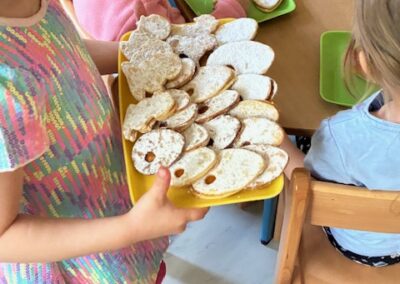 Hrajeme si se zvonečky, bubínkem a máme i velikonoční nadílku
